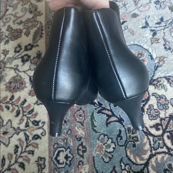 Clarks Linvale Sea Ankle boot Black Leather Kitten Heel size 8 - Picture 6 of 12
